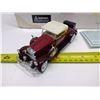 Image 3 : 2 Model Cars - 1930 Pierce-Arrow Model B and 1948 Lincoln Continental (1:32)