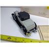 Image 4 : 2 Model Lincoln Cars - 1928 Lincoln Coupe Roadster (1:32) and 1928 Lincoln Dietrich Limousine (1:32)