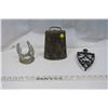 Image 1 : 3pc - Cowbell, Iron Stand, Horse Shoe Ornament