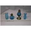 Image 6 : 2 Medium Blue Lamps