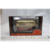 Image 3 : 2 Die-Cast Double Decker Buses 1:76 Scale