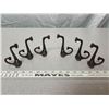 Image 1 : 6 - 3 1/2 inch Acorn hooks Iron