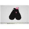 Image 5 : Pink Ribbon Mitts & Women's Winter Socks - New