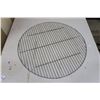 Image 1 : BBQ/Fire Pit Grill - Round 26" Across