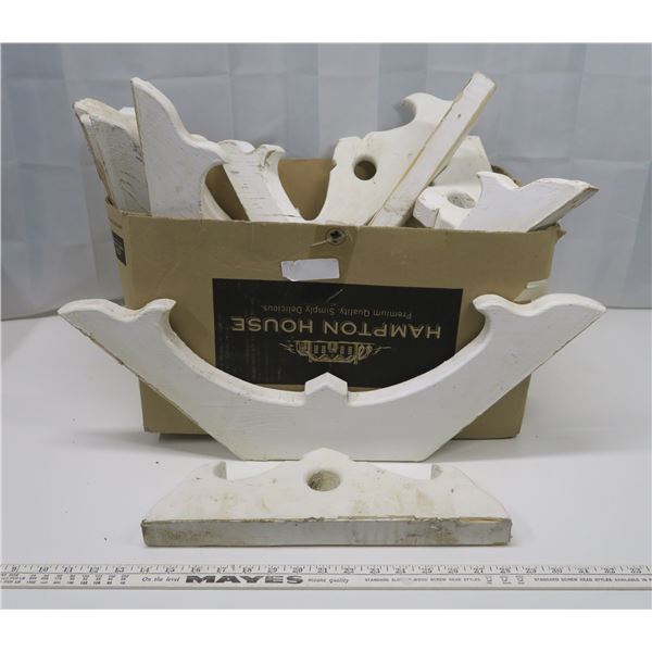 Ginger Bread Brackets (white) Wood