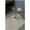 Image 2 : Construction Stand Light