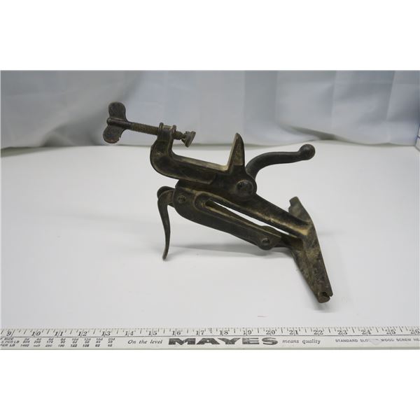 Small Vice - Antique