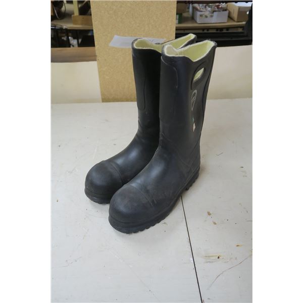 Air Boss Defence Insulated Rubber Boots - Size 11