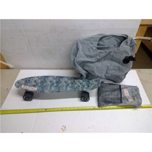 Pennyboard and Woolip Travel Pillow