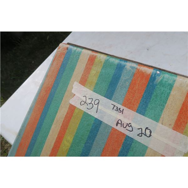 multi colour fiberglass bord