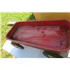 Image 2 : red radio flyer wagon, missing handle.