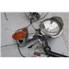 Image 5 : Harley-Davidson FLHT running front lights Assy turn signals