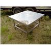 Image 1 : Metal Table - 46x38x27"h