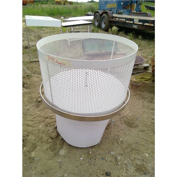 Display Barrel 30" dia x 36"h