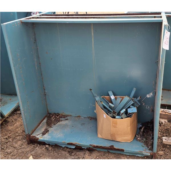 Lrg Green Metal Multiuse Commercial Shelving H-3'9" W-4' D-2'11" + Shelving arms