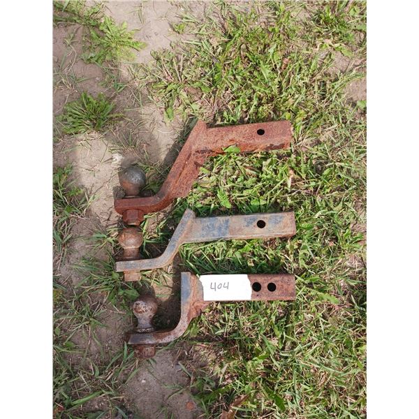 3 receiver hitches 2 w/ 2" ball, 1 w/ 2 5/16"