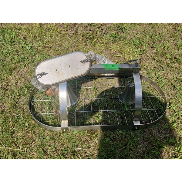 kitchen light (hangs pots & pans)