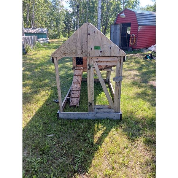 small chicken coop 4' x 8'