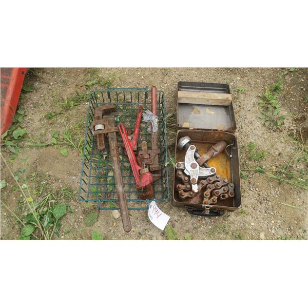 Pipe Wrenches & Large Rigid Pipe Cutter