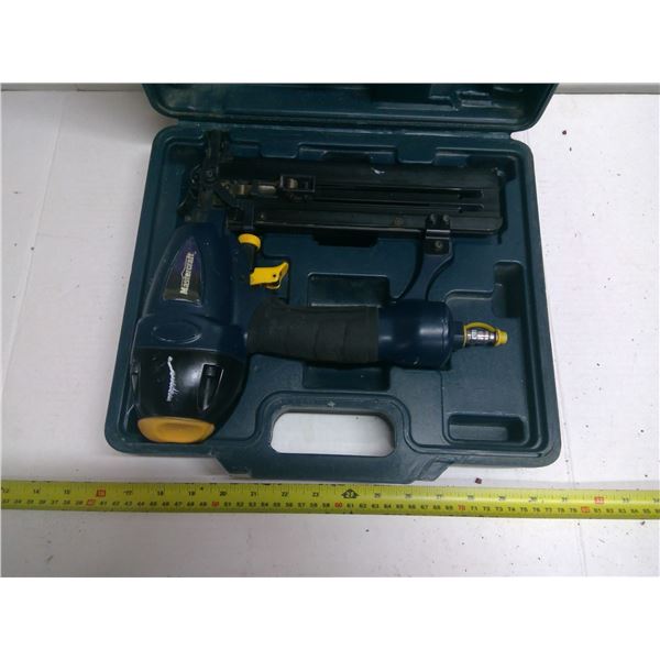 Mastercraft Nail Gun - Works