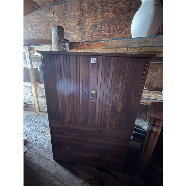 Cabinet 16" x 31 3/4" x 45"h