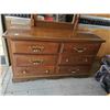 Image 2 : 6 drawer dresser & mirror 30"H x 52"W x 18"D, 45.5"H X 30.5"W