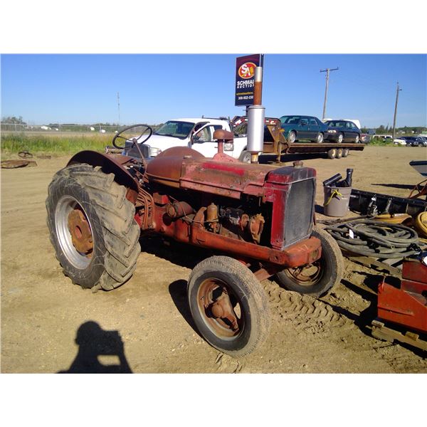 NBH International Tractor - Runs and Drives, Needs Car, Clean GO