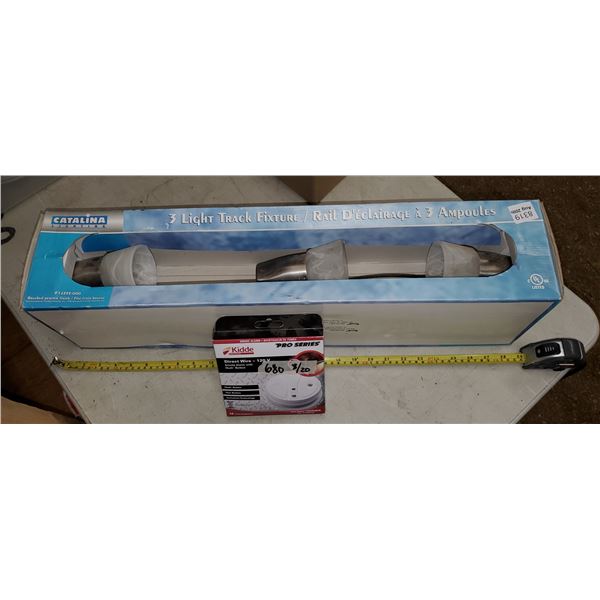 3 light track fixture & Kiddie 120V smoke alarm
