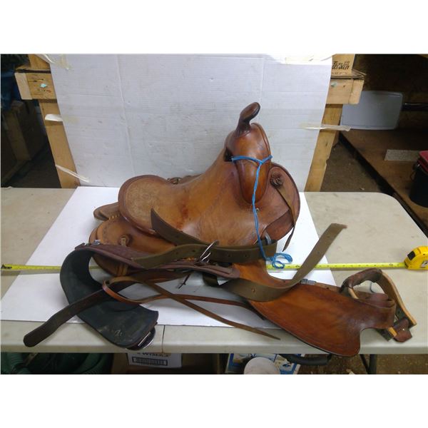 Saddle