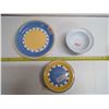 Image 2 : Blue and Yellow Plate Set and White Bowls