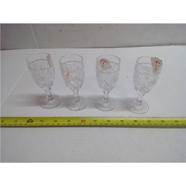 4 Pinwheel Crystal Shot Glasses