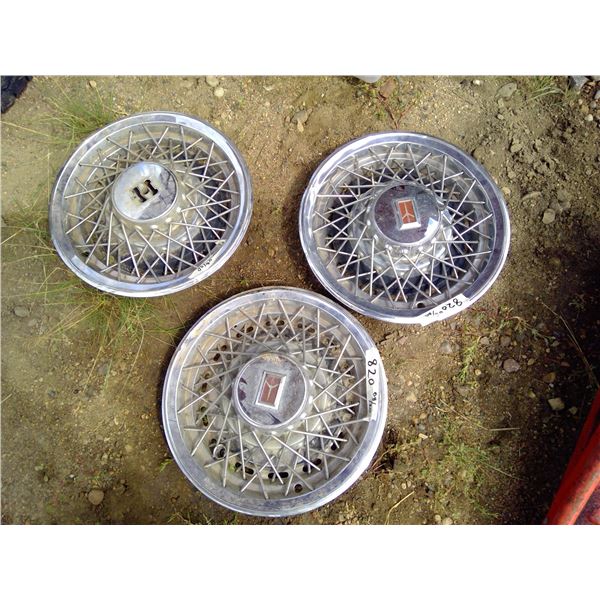3 Wire Wheel Hubcaps