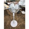 Image 3 : Standing White Fan