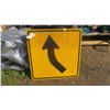 Image 1 : 1 Yellow Curve Sign