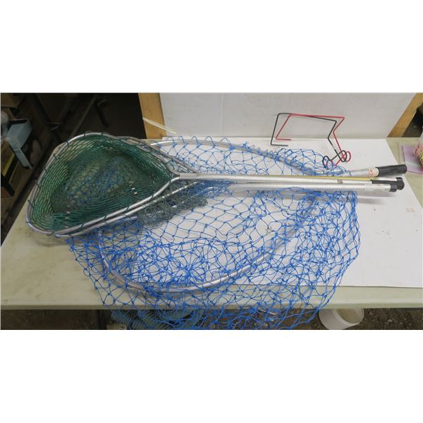4 Fish Nets & 2 Rod Holders