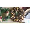 Image 3 : Christmas Decorations - Wreaths