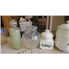 Image 7 : Lot of Kitchen Jars & Containers
