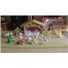 Image 12 : Christmas Decorations