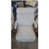 Image 2 : White Rocking arm Chair