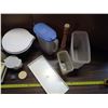 Image 5 : Lot of Assorted Plastic Containers, Pitchers, and Ice Trays
