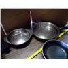 Image 4 : Lot of Frying Pans and Bowls