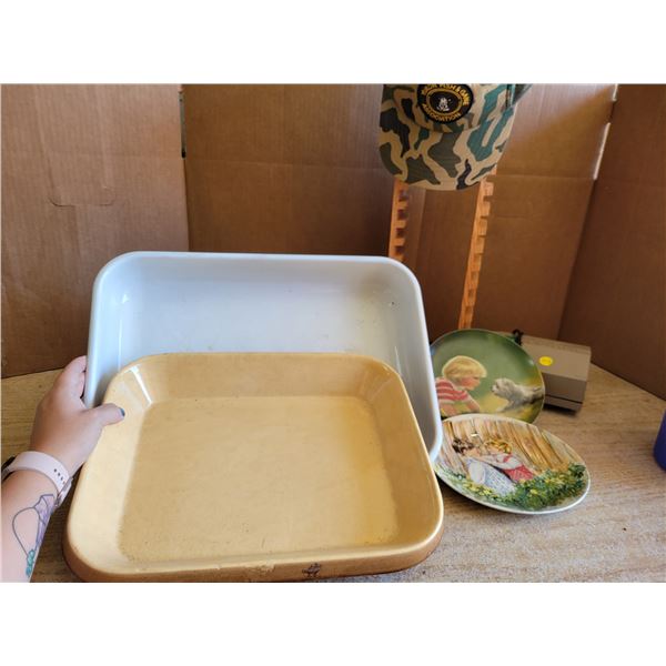 Wooden cassette tape holder, aquarium pump, enamel tray & more