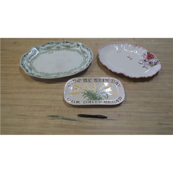 3 Serving Trays