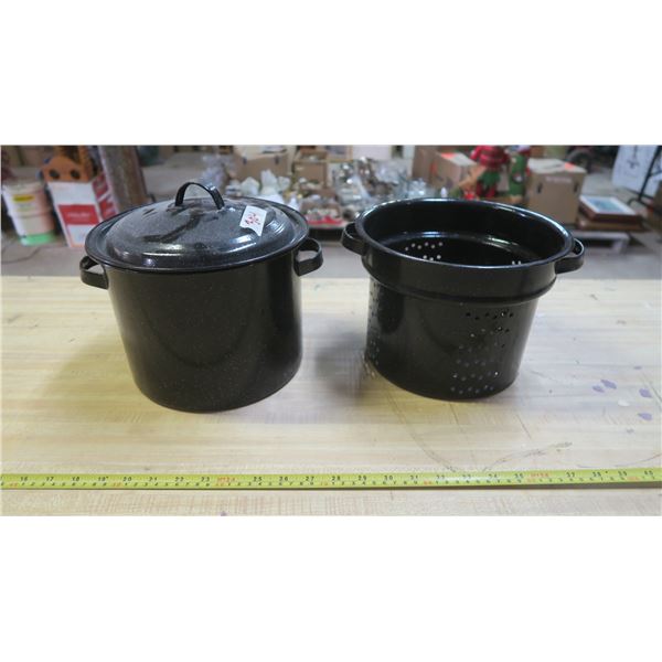 Enamel Pot & Vegetable Steamer