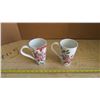 Image 6 : Set of 4 Christmas Mugs