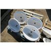 Image 2 : 4 Bathroom Sinks