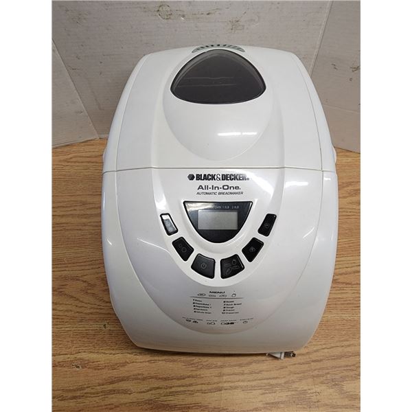 "Black & Decker" All in One Bread Maker, Great Condition