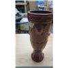 Image 2 : Vase, deep red.