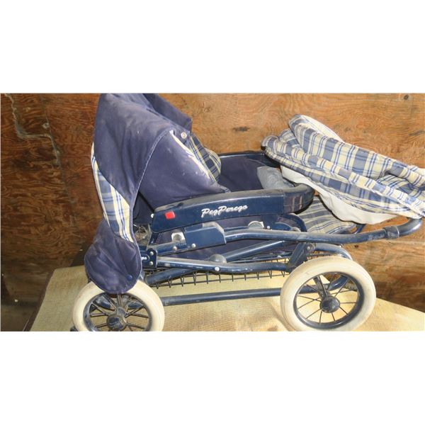 blue stroller, foldable.
