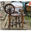 Image 1 : Antique Spinning Wheel